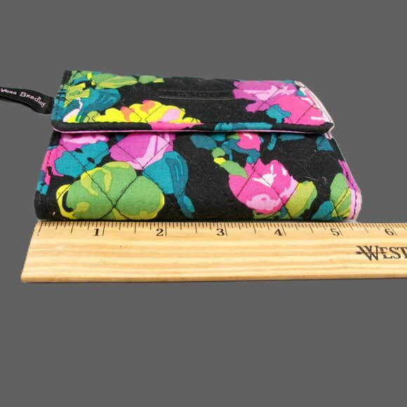 Vera Bradley Tri Fold Wallet in HiLo Meadow Fabric, All in One - Picture 7 of 8